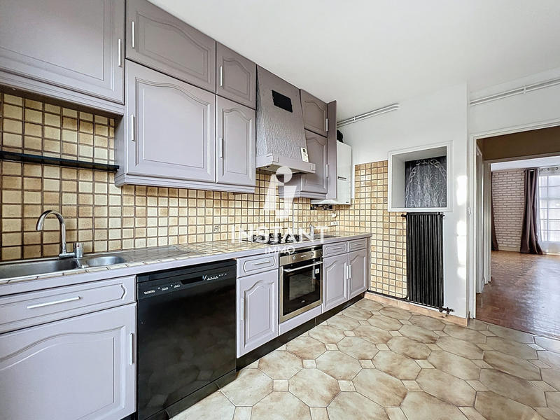 Appartement - 83 m² - 4 pièces