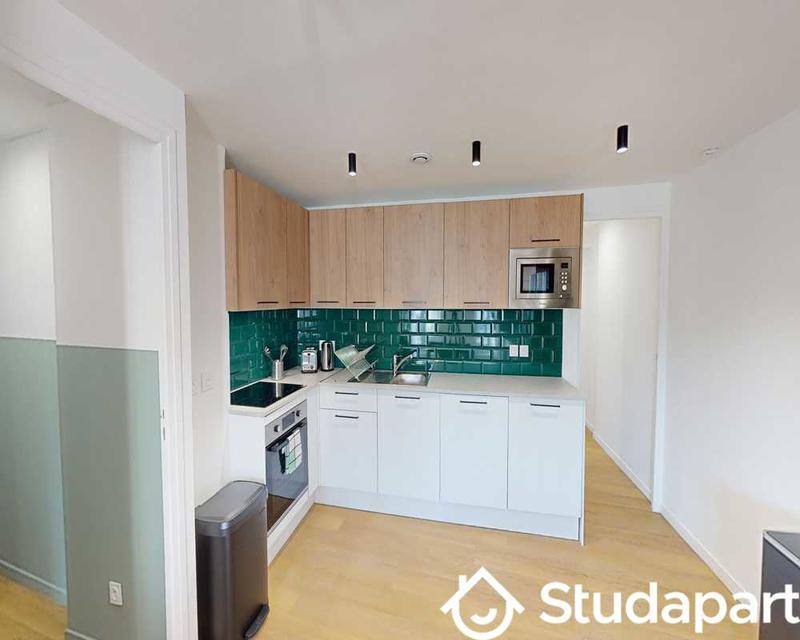 Chambre - 160 m² - 1 pièce