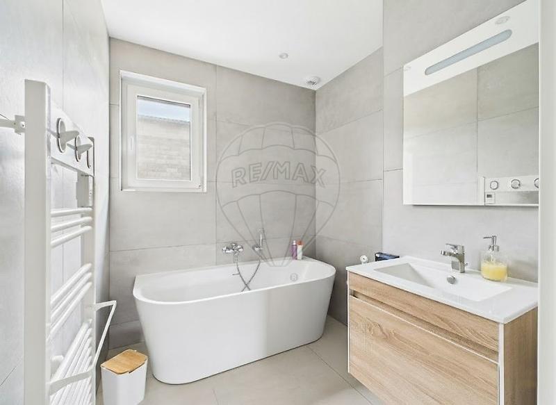 Maison - 120 m² - 7 pièces