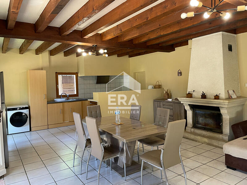 Maison - 170 m² - 6 pièces