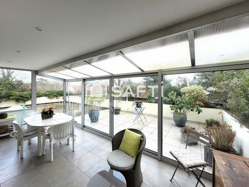 Appartement - 84 m² - 4 pièces