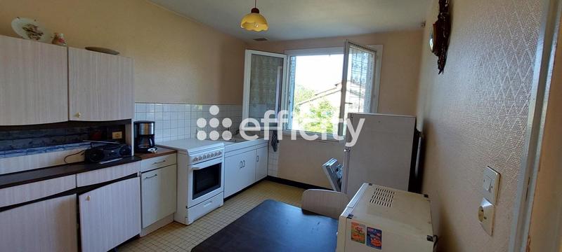 Maison - 80 m² - 5 pièces