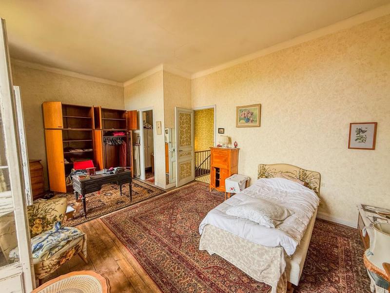 Maison - 160 m² - 4 pièces