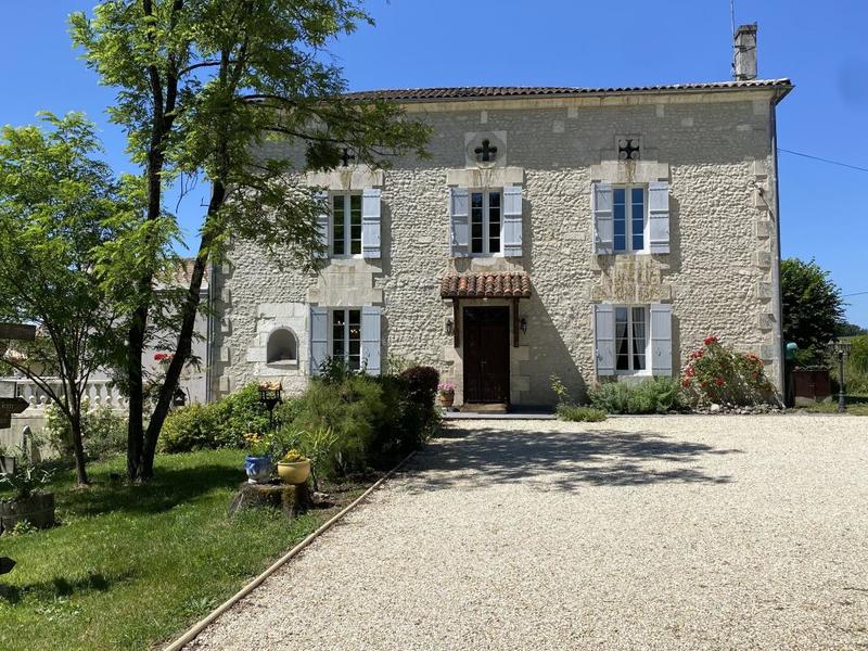 Maison de campagne - 276 m² - 9 pièces