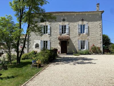Maison de campagne - 276 m² - 9 pièces