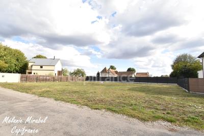 Terrain constructible - 989 m²