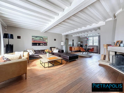 Villa - 285 m² - 8 pièces