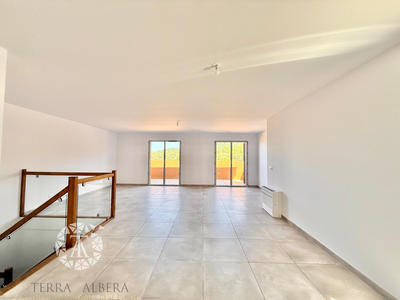 Appartement - 110 m² - 4 pièces