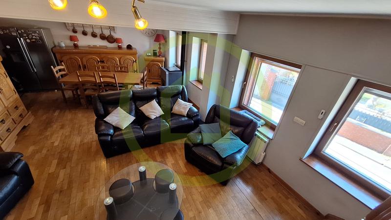 Maison de ville - 94 m² - 6 pièces