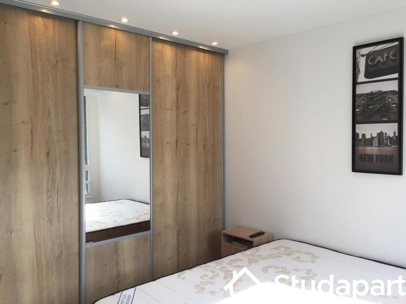 Chambre - 11 m² - 1 pièce