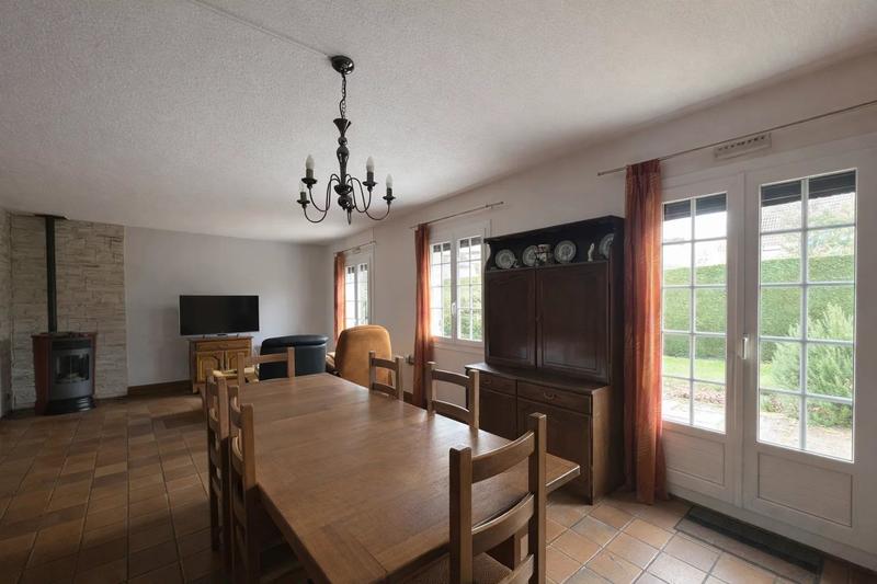 Maison - 130 m² - 7 pièces