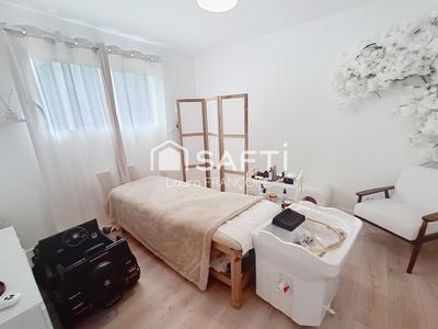 Maison - 115 m² - 6 pièces