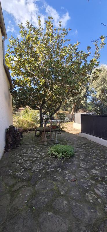 Appartement - 160 m² - 3 pièces