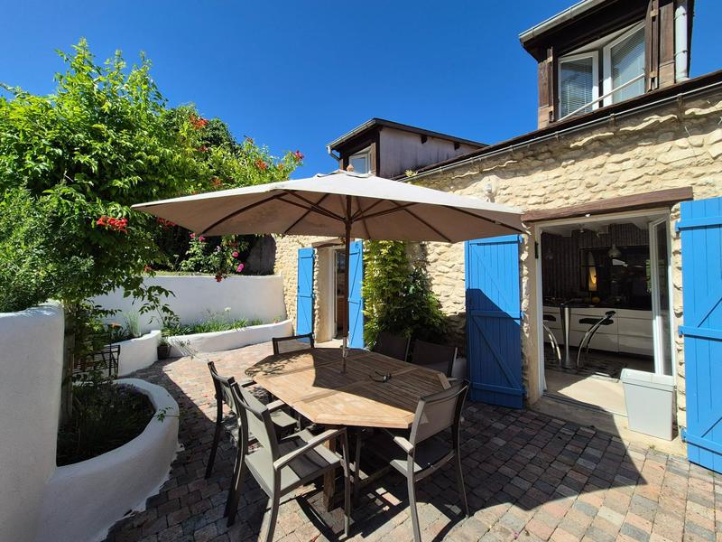 Maison - 175 m² - 7 pièces