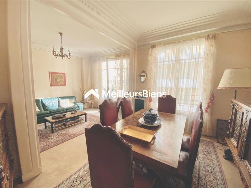 Appartement ancien - 98 m² - 5 pièces