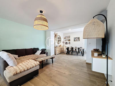 Maison - 120 m² - 4 pièces