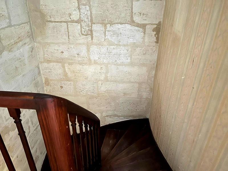 Maison en pierre - 186 m² - 6 pièces