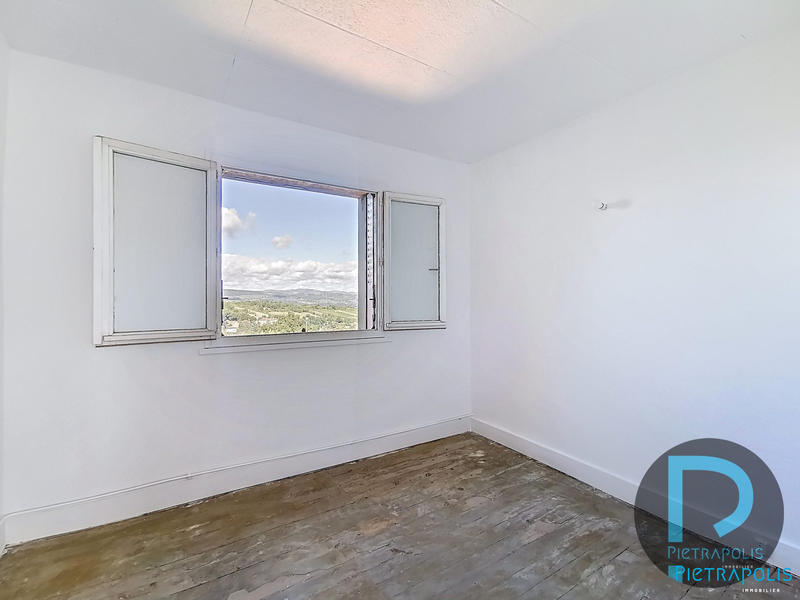 Maison ancienne - 250 m² - 7 pièces