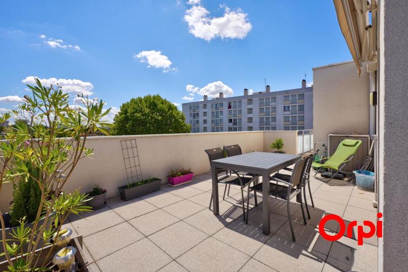 Appartement - 81 m² - 4 pièces