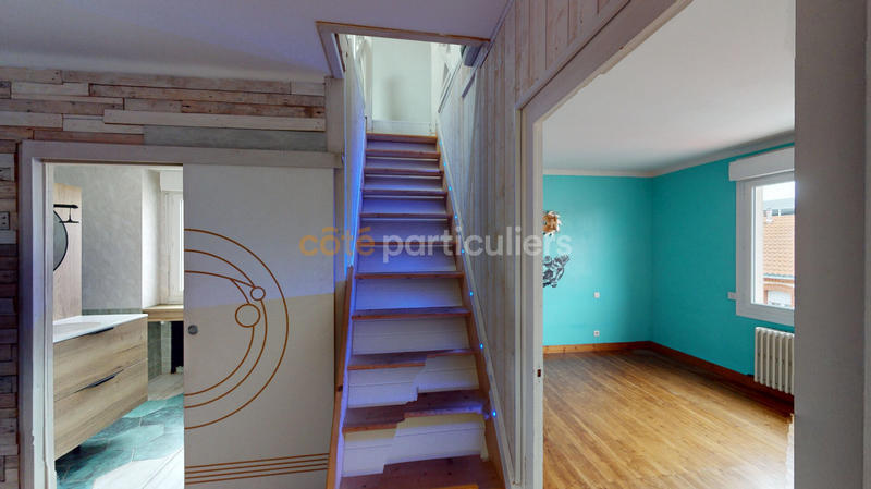 Maison - 135 m² - 6 pièces