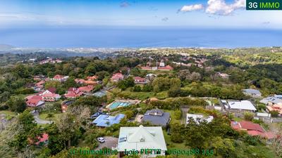 Maison - 290 m² - 8 pièces