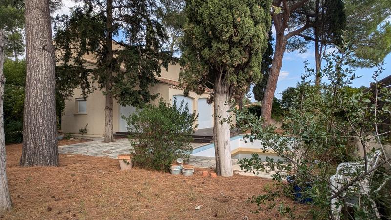 Villa - 195 m² - 6 pièces