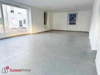 Local commercial - 75 m² - 3 pièces