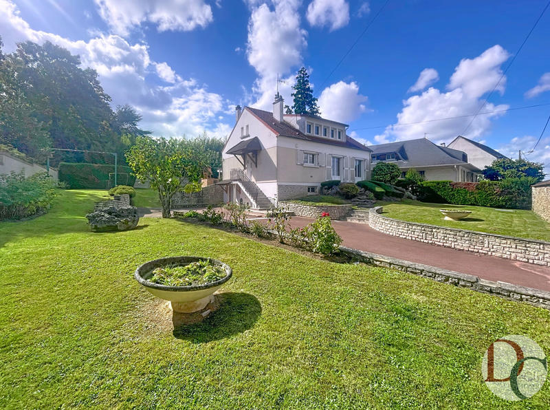 Maison - 149 m² - 7 pièces