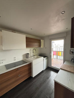 Appartement - 83 m² - 4 pièces