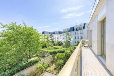 Appartement - 120 m² - 4 pièces