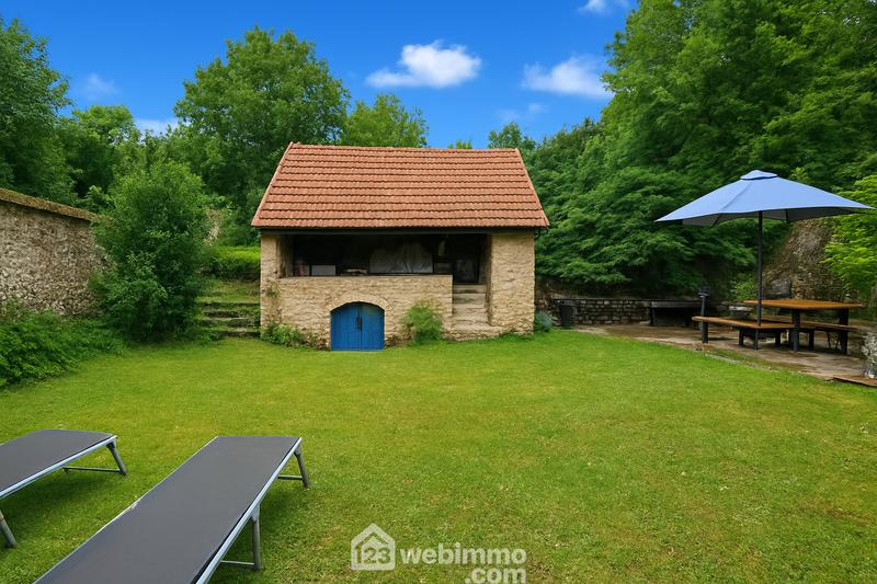 Maison - 105 m² - 5 pièces