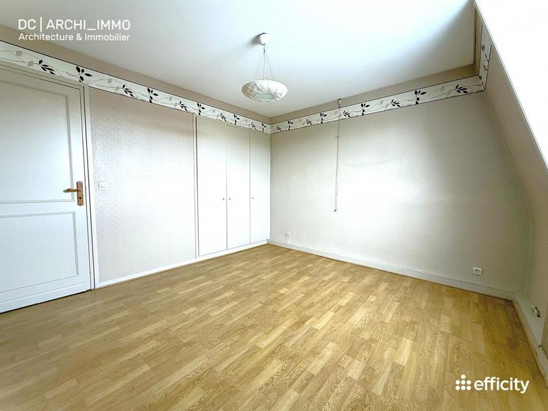 Bureau - 345 m² - 6 pièces