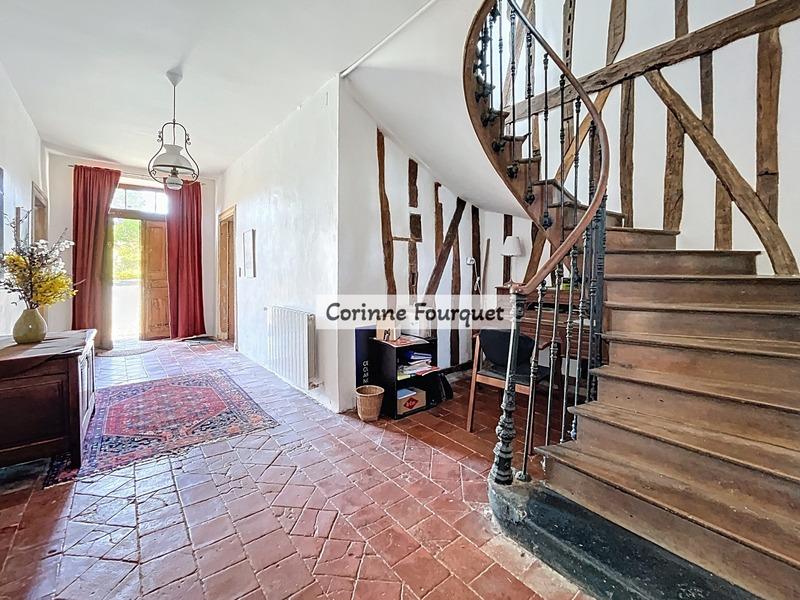 Maison - 267 m² - 8 pièces