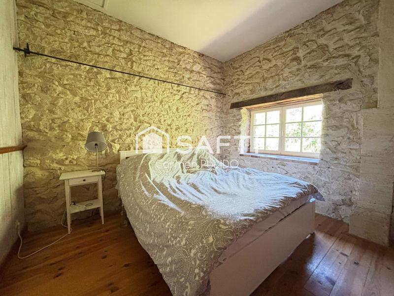 Maison - 305 m² - 12 pièces