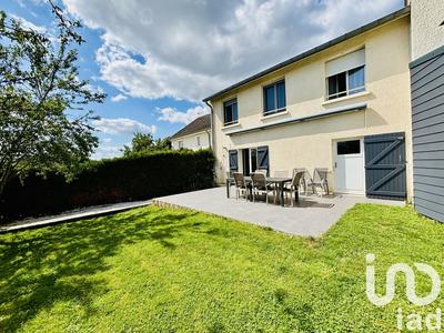 Maison - 121 m² - 5 pièces