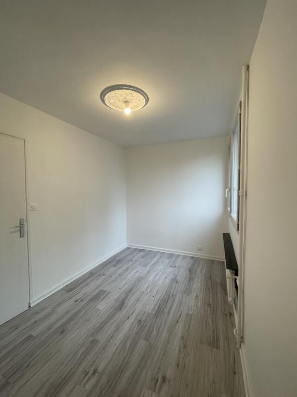 Appartement ancien - 70 m² - 3 pièces