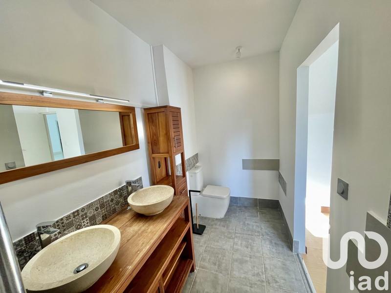 Maison - 180 m² - 5 pièces