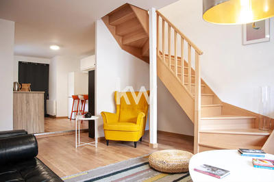 Immeuble - 250 m² - 14 pièces