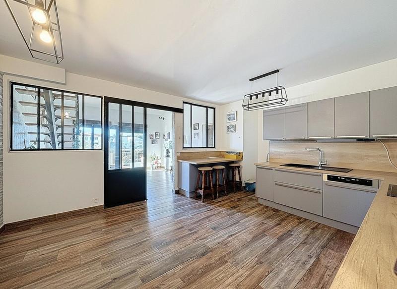 Appartement - 131 m² - 4 pièces