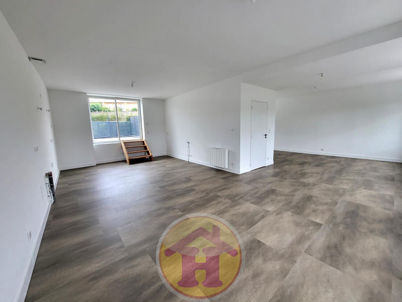 Appartement - 155 m² - 8 pièces