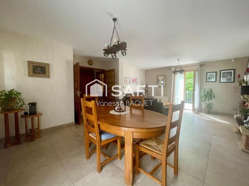 Maison - 100 m² - 5 pièces