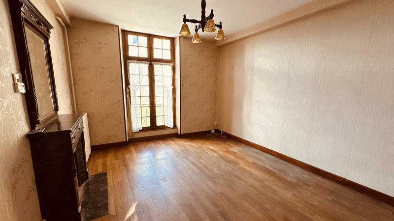 Maison - 183 m² - 7 pièces