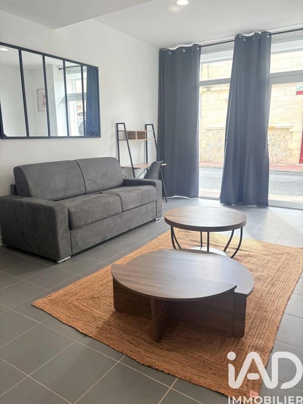 Maison - 240 m² - 9 pièces