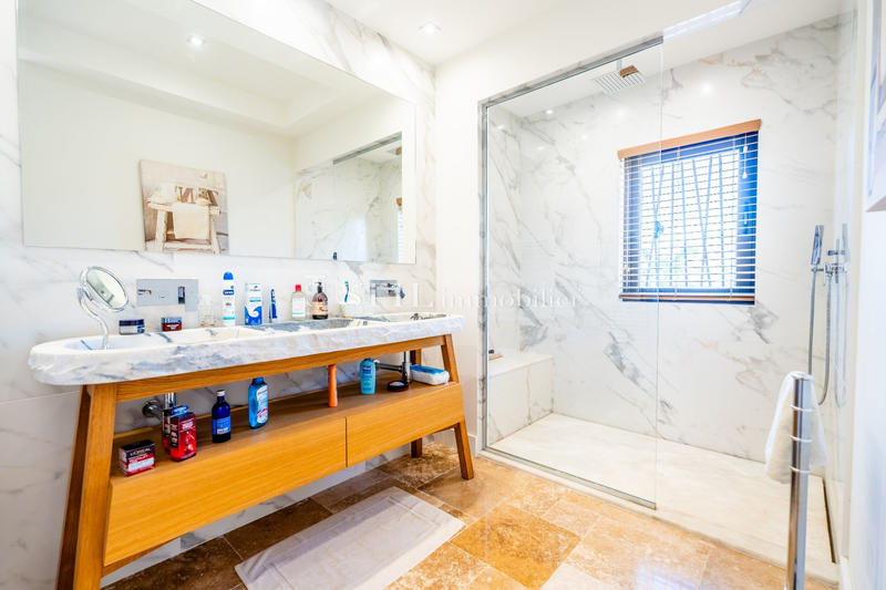 Villa - 157 m² - 5 pièces