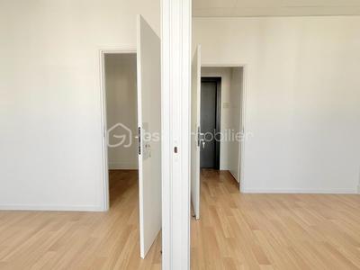 Bureau - 33 m² - 2 pièces