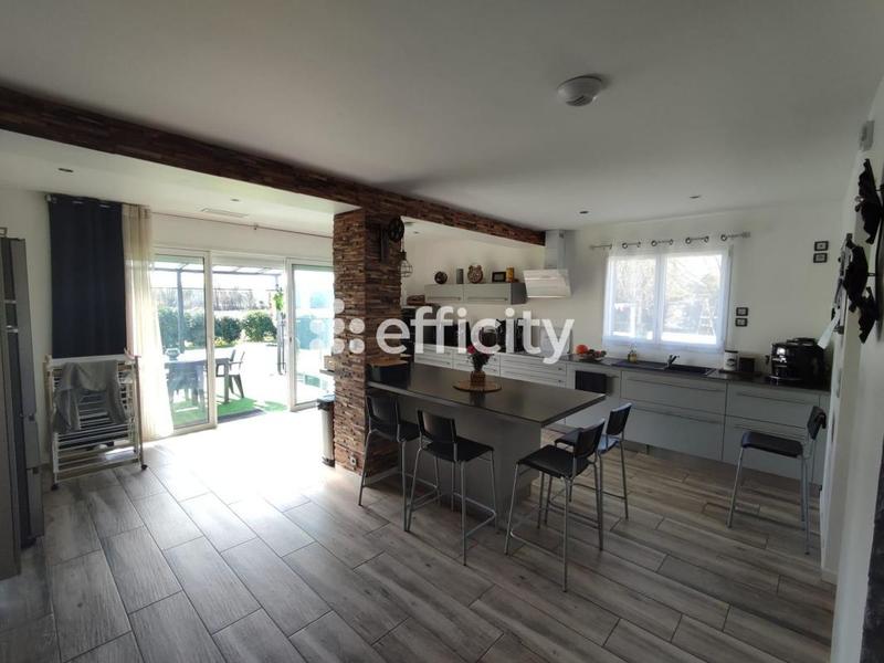 Maison - 146 m² - 7 pièces