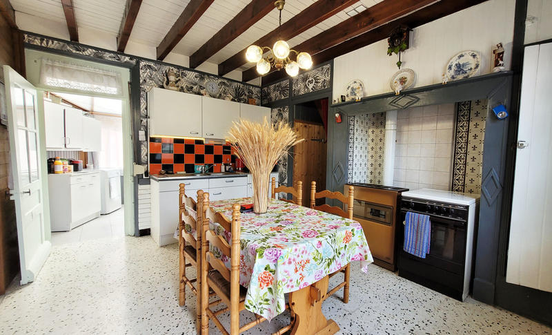 Maison - 82 m² - 6 pièces