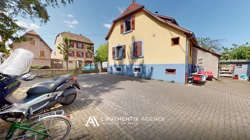 Maison - 95 m² - 5 pièces