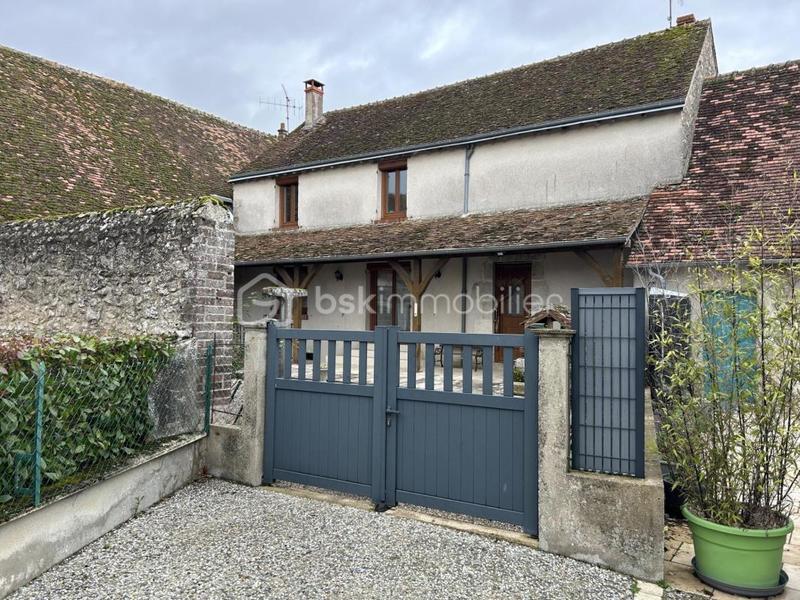 Maison en pierre - 100 m² - 5 pièces