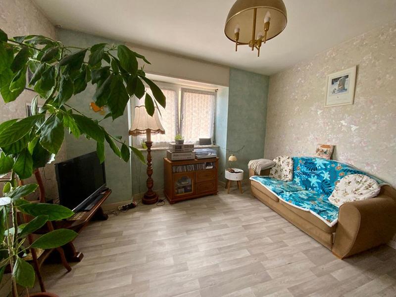 Maison - 400 m² - 7 pièces